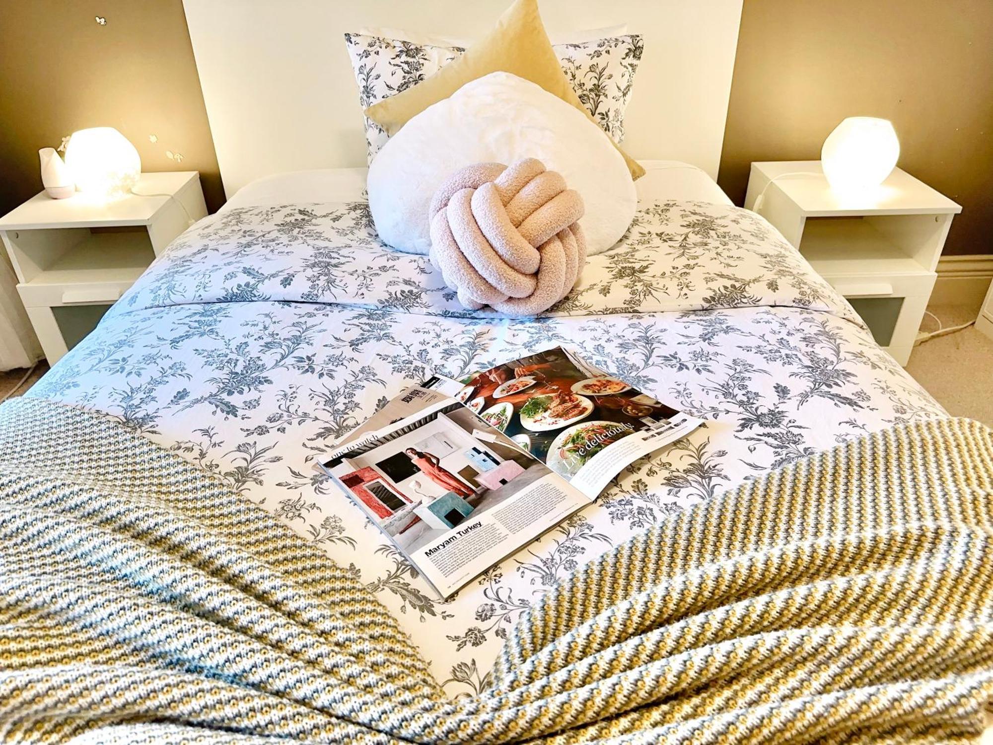 Scorpio House Langley Room B ภายนอก รูปภาพ