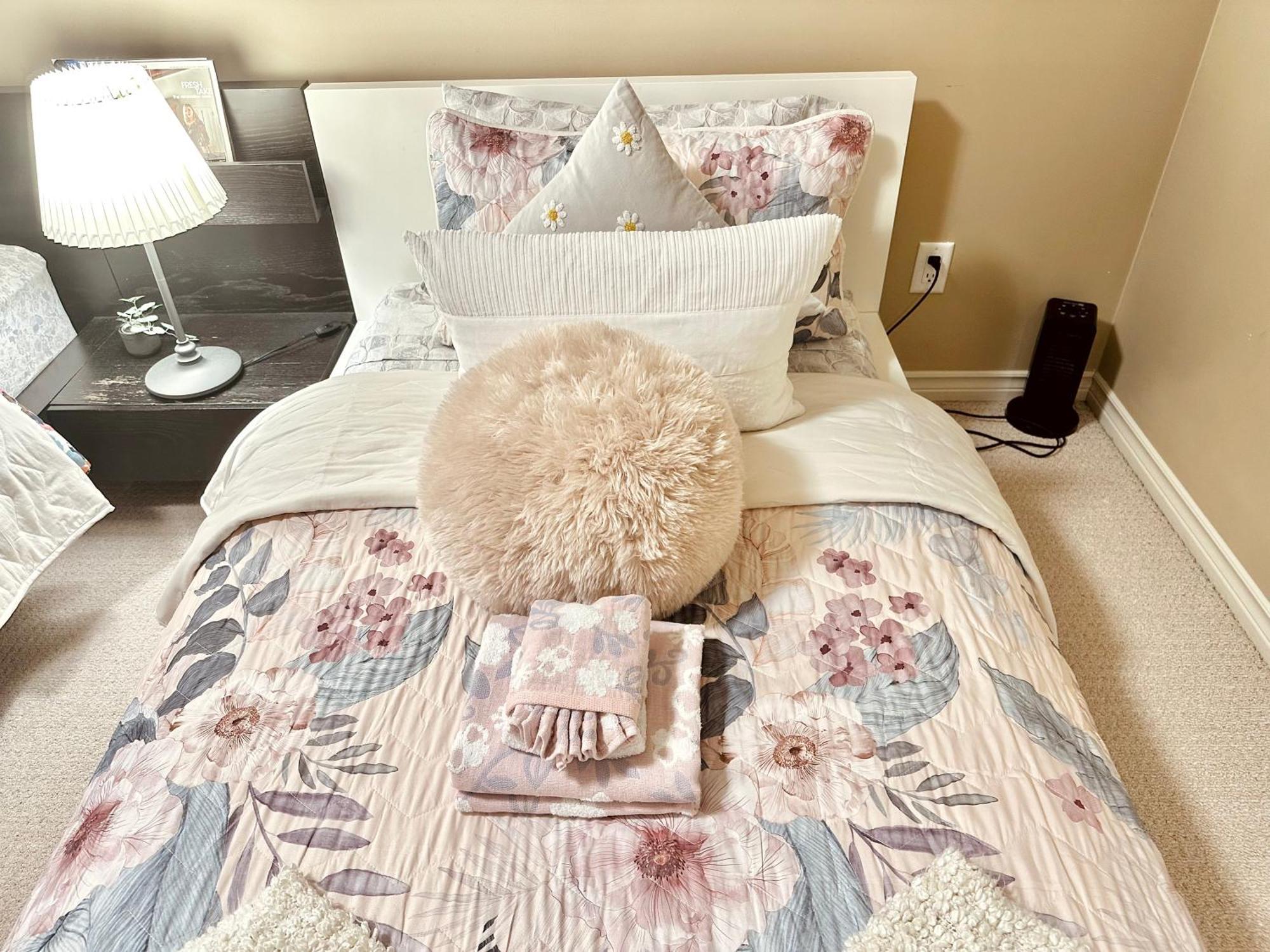 Scorpio House Langley Room B ภายนอก รูปภาพ